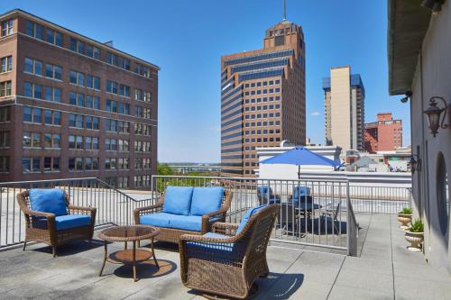 SpringHill Suites Memphis Downtown SpringHill Suites Memphis Downtown