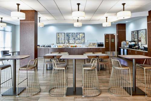 SpringHill Suites Memphis Downtown SpringHill Suites Memphis Downtown