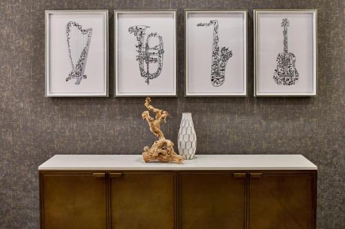 SpringHill Suites Memphis Downtown SpringHill Suites Memphis Downtown