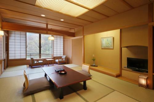 Japanese-Style Room