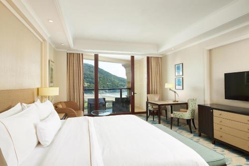 The Westin Zhujiajian Resort, Zhoushan