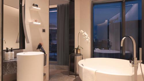 475167685 InterContinental Beijing Sanlitun by IHG