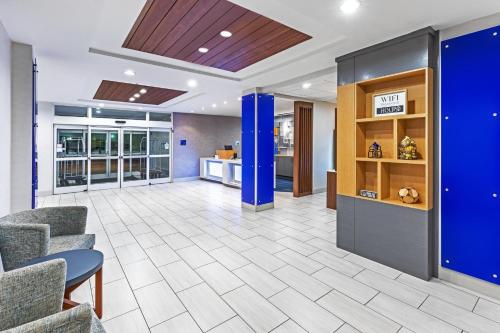 Holiday Inn Express Houston Space Center-Clear Lake an IHG Hotel - image 12