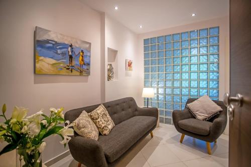 Apartment Hadrian in Historic Center of Plaka - image 13