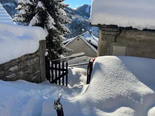 Les Astrances, logement dans une maison de village