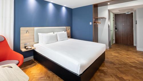 Holiday Inn Express Amsterdam - Sloterdijk Station an IHG Hotel - image 13