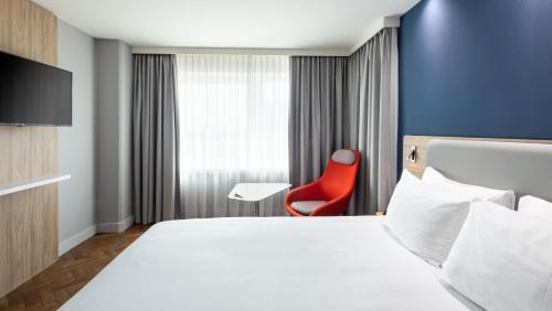 Holiday Inn Express Amsterdam - Sloterdijk Station an IHG Hotel - image 7
