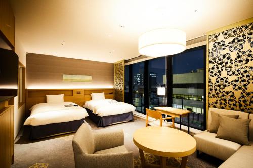 room detail thumbnail 1