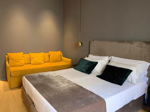Junior Suite with Balcony image 9