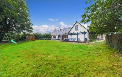 Amazing Home In Haudricourt Aubois With 4 Bedrooms, Wifi And Outdoor Swimming Pool