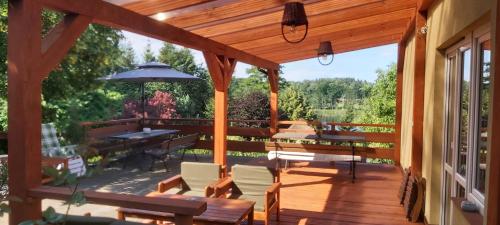 2 bedrooms, 4 beds