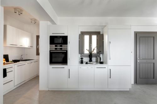 Eolia Luxury Villas - image 11