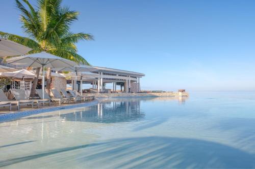 泳池, 斐濟莫米灣萬豪度假村 (Fiji Marriott Resort Momi Bay) in 莫米