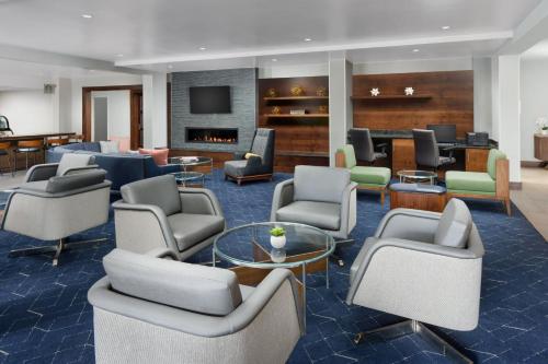 Courtyard by Marriott Manchester-Boston Regional Airport