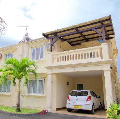 Spacious house with shared pool in Palmar, sea view. Spacious house with shared pool in Palmar, sea view.