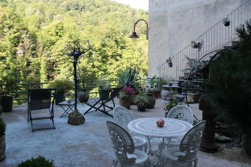 Chambre Bounty cuisine privée, salle d'eau, terrasse, garage