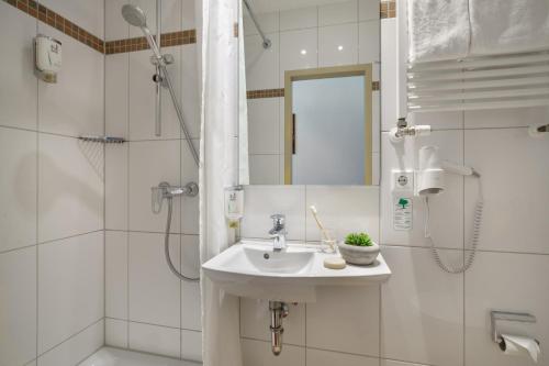 Novum Hotel Graf Moltke Hamburg - image 14