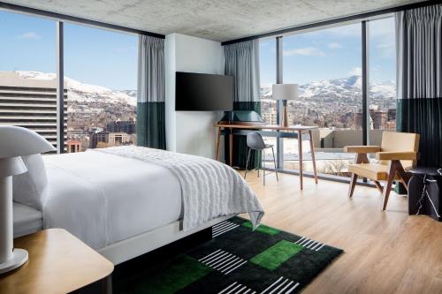 King Suite room in Le Meridien Salt Lake City Downtown