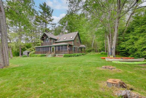 . Lakefront Westhampton Cabin with Beach and Kayaks!