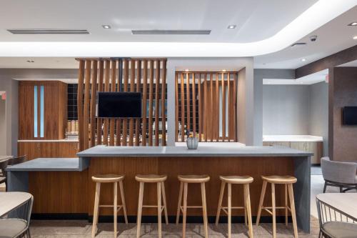 ผับ/เลาจน์, SpringHill Suites by Marriott Tucson at The Bridges near สวนสัตว์รีดพาร์ค