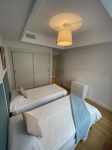 LUXURY Casares del Mar D BJ2 - Tap to explore photos