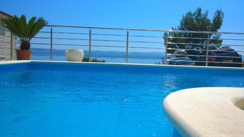 Villasanta De Luxe Apartments with Pool - Marusici