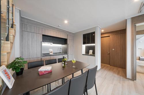 Panorama Ocean View Penthouse Suite