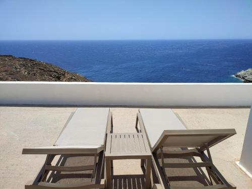 Sifnos "Sofia apartments" sea view