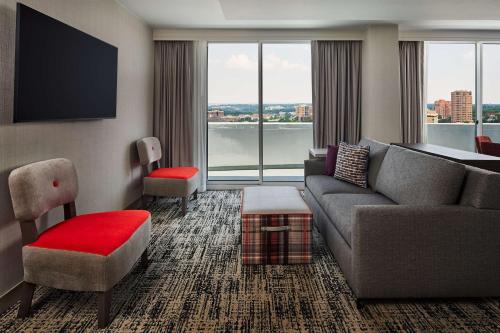 Sheraton Suites Country Club Plaza - image 11