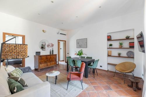 iFlat Pantheon's roomy and friendly apartment