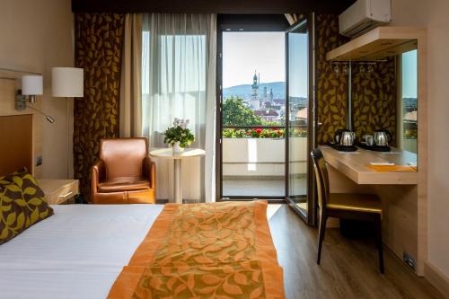 2 twin beds