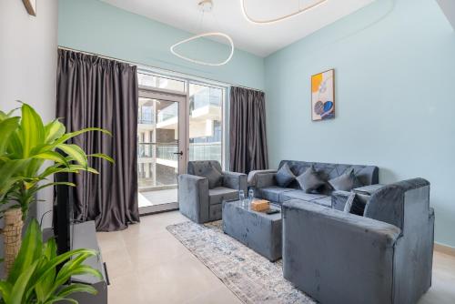Trinity Holiday Homes - Spacious Modern Living 1BR & 2BR Unique Apartment - image 12