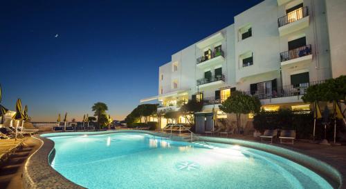 Hotel Ambasciatori - image 14