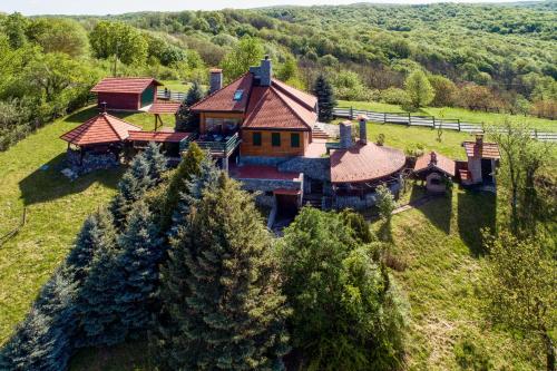 B&B Ribnjačka - Hunting Lodge - Happy Rentals - Bed and Breakfast Ribnjačka