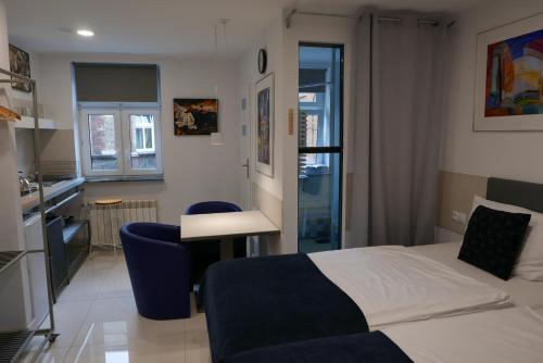 ROOMS BYTOM - image 4