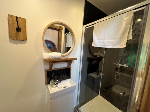 Explorers Retreat Matlock Bath Room Type - Family Suite