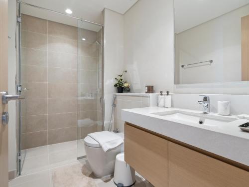 Spacious Apt With Incredible Canal and Park Views - image 14