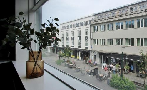 LL Properties - H99 Main Street Stay, Akureyri (zdjęcie 9)