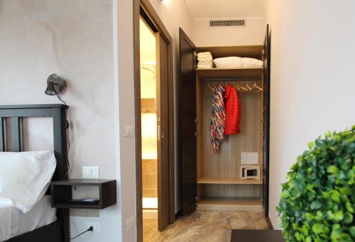 MilanoRooms Bacone Self Check-in 2