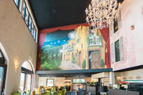 Restoran, Hotel La Toscana am Europapark in Ringsheim