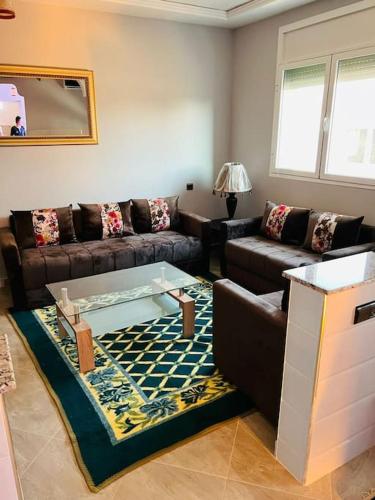 Modern möbliertes Apartment