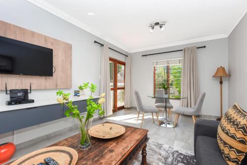 One-Bedroom Apartment image 10