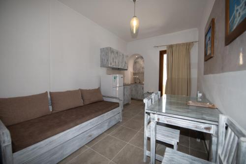 Orfeas Apartments - image 4