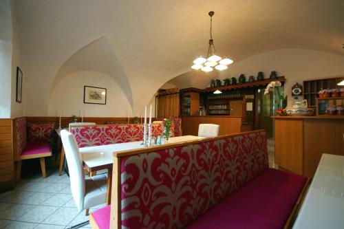Krems - Hotel "Zum goldenen Engel"