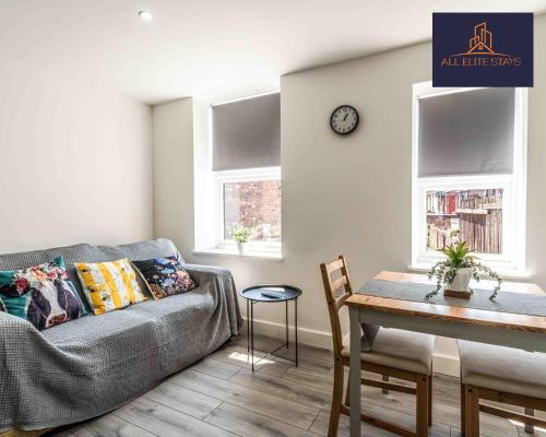 Swan House Apartment 2 - 1 Bed Apartment - Sleeps up to 4 - Free Parking - Liverpool - close to city centre - By ALL ELITE STAYS, Liverpool (fotografie 5)