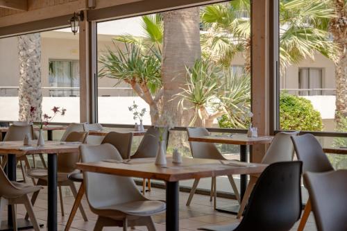 Gouves Bay Hotel - image 2