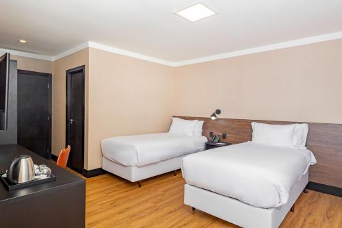 1 double bed
