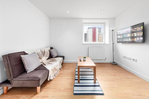 London's Charm 2 BR Flat CB3