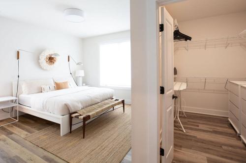 Piedmont Place Suite 301 - Near King Family Vineyards - Mtn Views in Crozet, USA