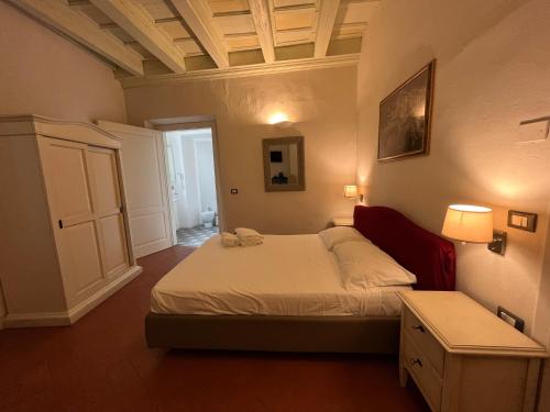 Double Room image 4